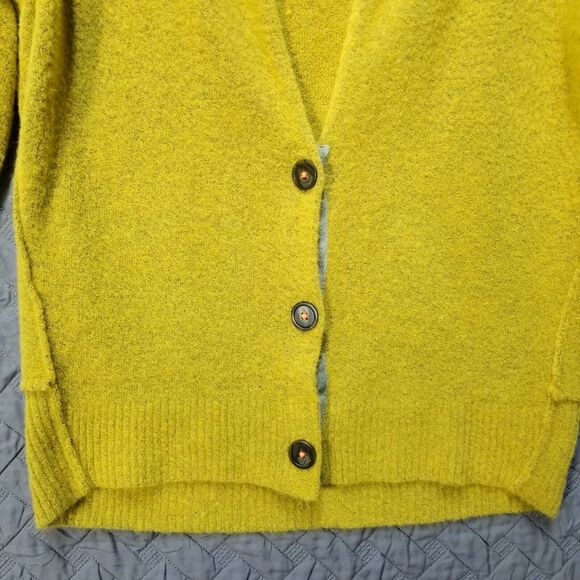 Free People Schoolboy  Cardigan Yellow V-Neck Sz XS Button Up Sweater Oversized - Picture 2 of 11